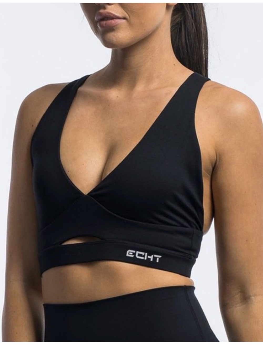 ECHT L black keyhole sports bra